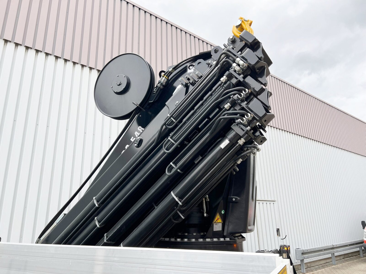 MAN TGX 26.510 6x2-4 LL CH TGX 26.510 6x2-4 LL, Kran Hiab X-HiPro 548 E-8, Lenk-/Liftachse, TwistLock 20Fuß, Funk, Retarder - Lastbil med kran, Lastbil med lad: billede 4 MAN TGX 26.510 6x2-4 LL CH TGX 26.510 6x2-4 LL, Kran Hiab X-HiPro 548 E-8, Lenk-/Liftachse, TwistLock 20Fuß, Funk, Retarder - Lastbil med kran, Lastbil med lad: billede 4