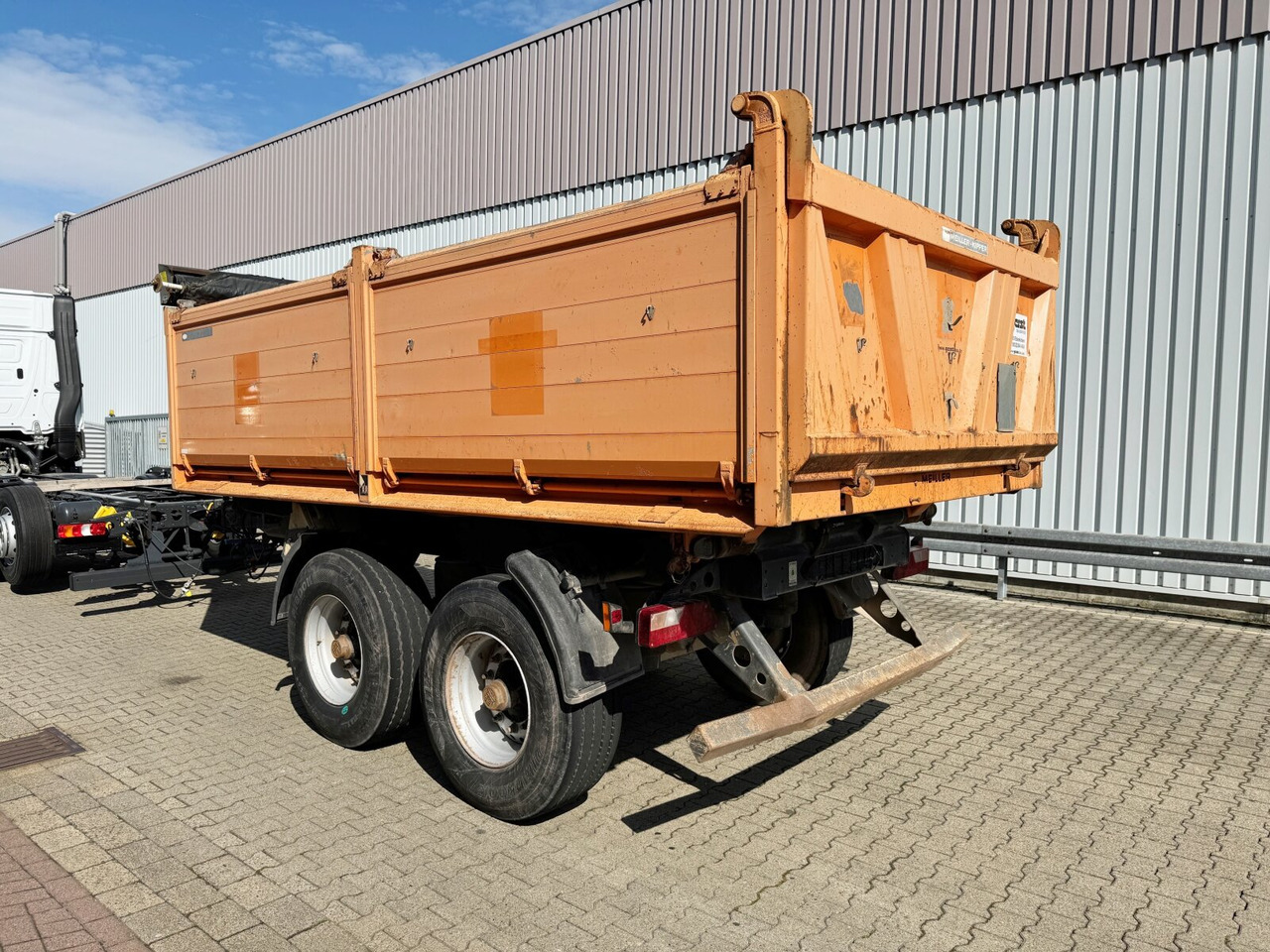 Meiller Meiller MZDA 18/2 Meiller MZDA 18/2, geteilte Alu-Bordwände, ca. 11m³ - Tipvogn påhængsvogn: billede 5 Meiller Meiller MZDA 18/2 Meiller MZDA 18/2, geteilte Alu-Bordwände, ca. 11m³ - Tipvogn påhængsvogn: billede 5