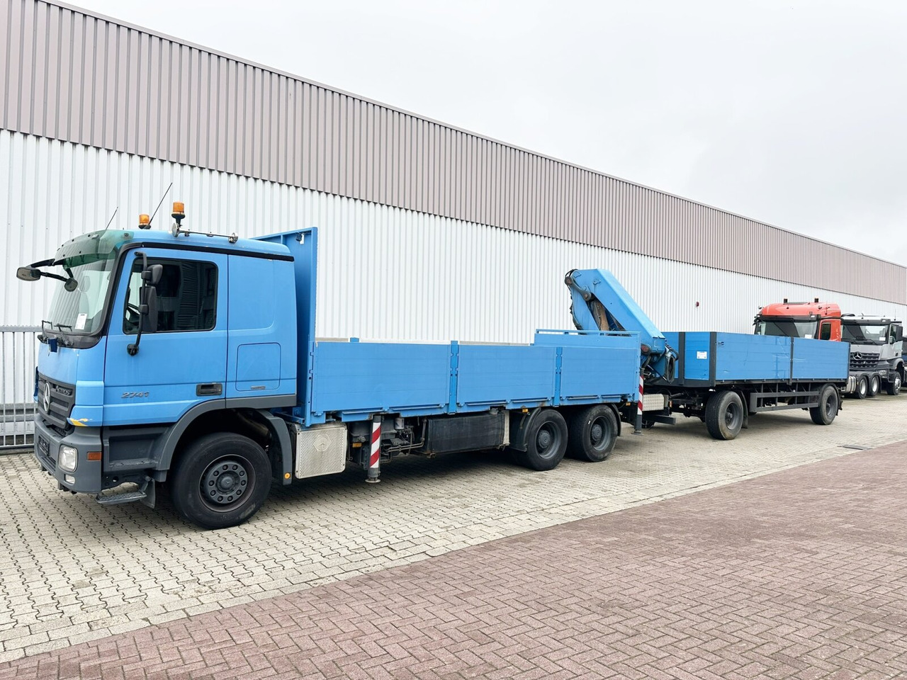 Mercedes-Benz Actros 2741 L 6x4 Actros 2741 L 6x4, Twist-Lock ausz. auf 3m, Heckkran Palfinger PK 42502-D, Funk - Lastbil med lad, Lastbil med kran: billede 5 Mercedes-Benz Actros 2741 L 6x4 Actros 2741 L 6x4, Twist-Lock ausz. auf 3m, Heckkran Palfinger PK 42502-D, Funk - Lastbil med lad, Lastbil med kran: billede 5