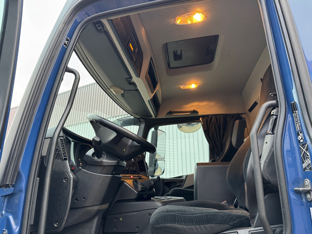 Mercedes-Benz Antos 2540 L 6x2 Antos 2540 L 6x2, Lenkachse, HMF 2110-L3 Heckkran - Lastbil med kran, Lastbil med lad: billede 3 Mercedes-Benz Antos 2540 L 6x2 Antos 2540 L 6x2, Lenkachse, HMF 2110-L3 Heckkran - Lastbil med kran, Lastbil med lad: billede 3