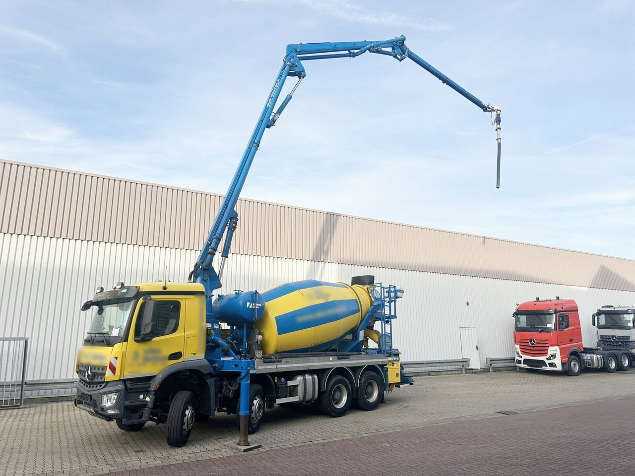 Mercedes-Benz Arocs 3246 B 8x4 Stetter Mischer 7m³, Pumpe 25m Arocs 3246 B 8x4 Stetter Mischer 7m³, Pumpe 25m - Betonbil: billede 1 Mercedes-Benz Arocs 3246 B 8x4 Stetter Mischer 7m³, Pumpe 25m Arocs 3246 B 8x4 Stetter Mischer 7m³, Pumpe 25m - Betonbil: billede 1