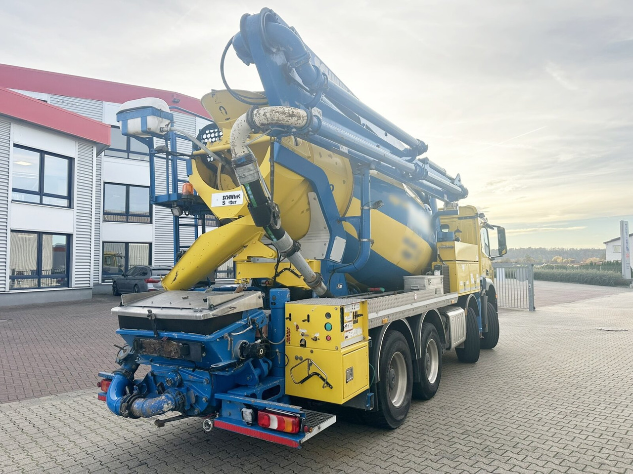 Leje en Mercedes-Benz Arocs 3246 B 8x4 Stetter Mischer 7m³, Pumpe 25m Arocs 3246 B 8x4 Stetter Mischer 7m³, Pumpe 25m Mercedes-Benz Arocs 3246 B 8x4 Stetter Mischer 7m³, Pumpe 25m Arocs 3246 B 8x4 Stetter Mischer 7m³, Pumpe 25m: billede 11 Leje en Mercedes-Benz Arocs 3246 B 8x4 Stetter Mischer 7m³, Pumpe 25m Arocs 3246 B 8x4 Stetter Mischer 7m³, Pumpe 25m Mercedes-Benz Arocs 3246 B 8x4 Stetter Mischer 7m³, Pumpe 25m Arocs 3246 B 8x4 Stetter Mischer 7m³, Pumpe 25m: billede 11