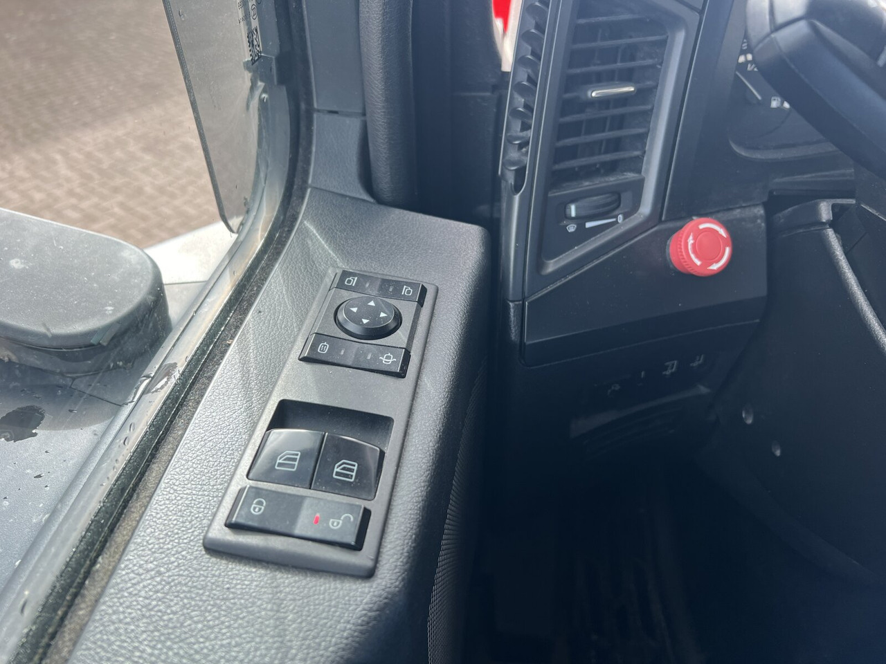 Mercedes-Benz Arocs 3253 K 8x4/4 Arocs 3253 K 8x4/4, Retarder, Stahlmulde ca. 15m³, hydr. Heckklappenöffnung - Dumper: billede 5 Mercedes-Benz Arocs 3253 K 8x4/4 Arocs 3253 K 8x4/4, Retarder, Stahlmulde ca. 15m³, hydr. Heckklappenöffnung - Dumper: billede 5