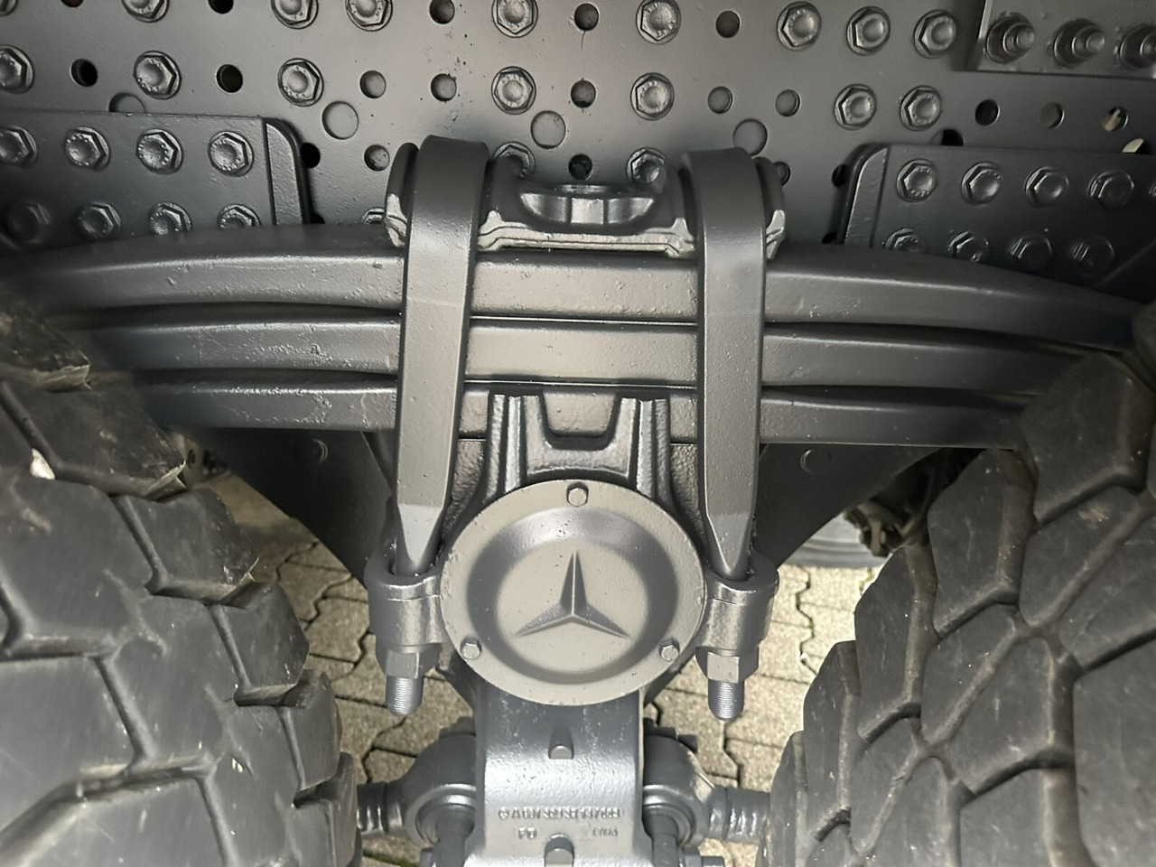 Mercedes-Benz Arocs 3363 K 6x4 Arocs 3363 K 6x4, Grounder, Turbo-Retarder-Kupplung, Bordmatik - Tipvogn lastbil: billede 4 Mercedes-Benz Arocs 3363 K 6x4 Arocs 3363 K 6x4, Grounder, Turbo-Retarder-Kupplung, Bordmatik - Tipvogn lastbil: billede 4