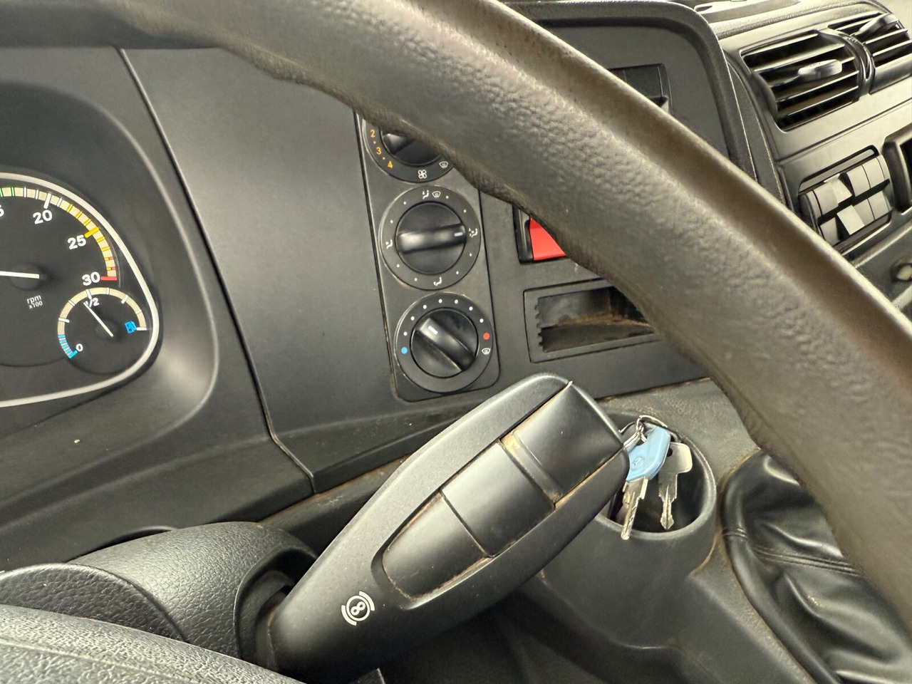 Mercedes-Benz Atego 1224 K 4x2 Atego 1224 K 4x2, Meiller 3-S-Kipper 2x AHK Öl - Tipvogn lastbil: billede 5 Mercedes-Benz Atego 1224 K 4x2 Atego 1224 K 4x2, Meiller 3-S-Kipper 2x AHK Öl - Tipvogn lastbil: billede 5