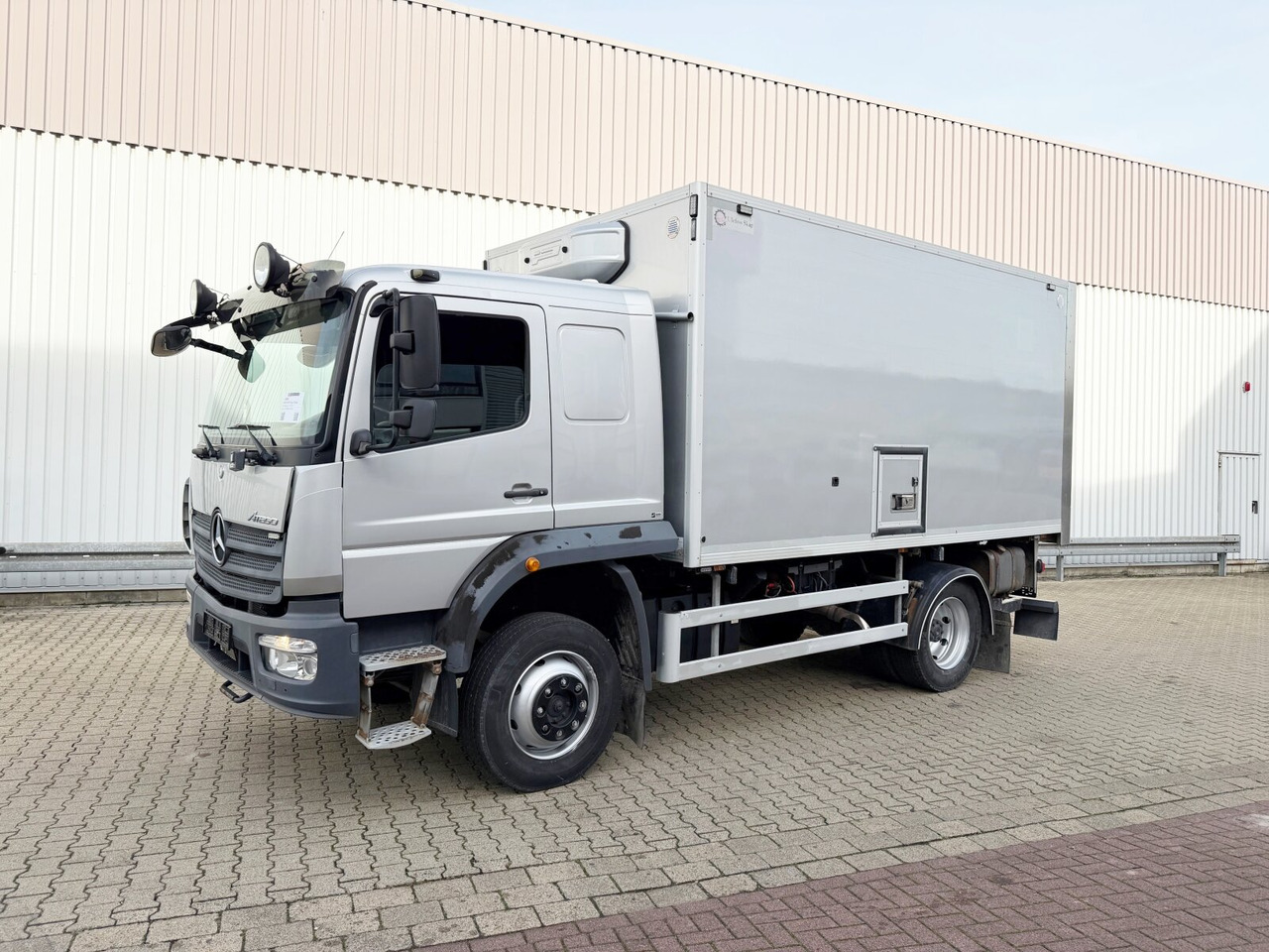 Mercedes-Benz Atego 1330 4x4 Atego 1330 4x4, Iso-Koffer mit Heizung, LBW - Lastbil varevogn: billede 1 Mercedes-Benz Atego 1330 4x4 Atego 1330 4x4, Iso-Koffer mit Heizung, LBW - Lastbil varevogn: billede 1