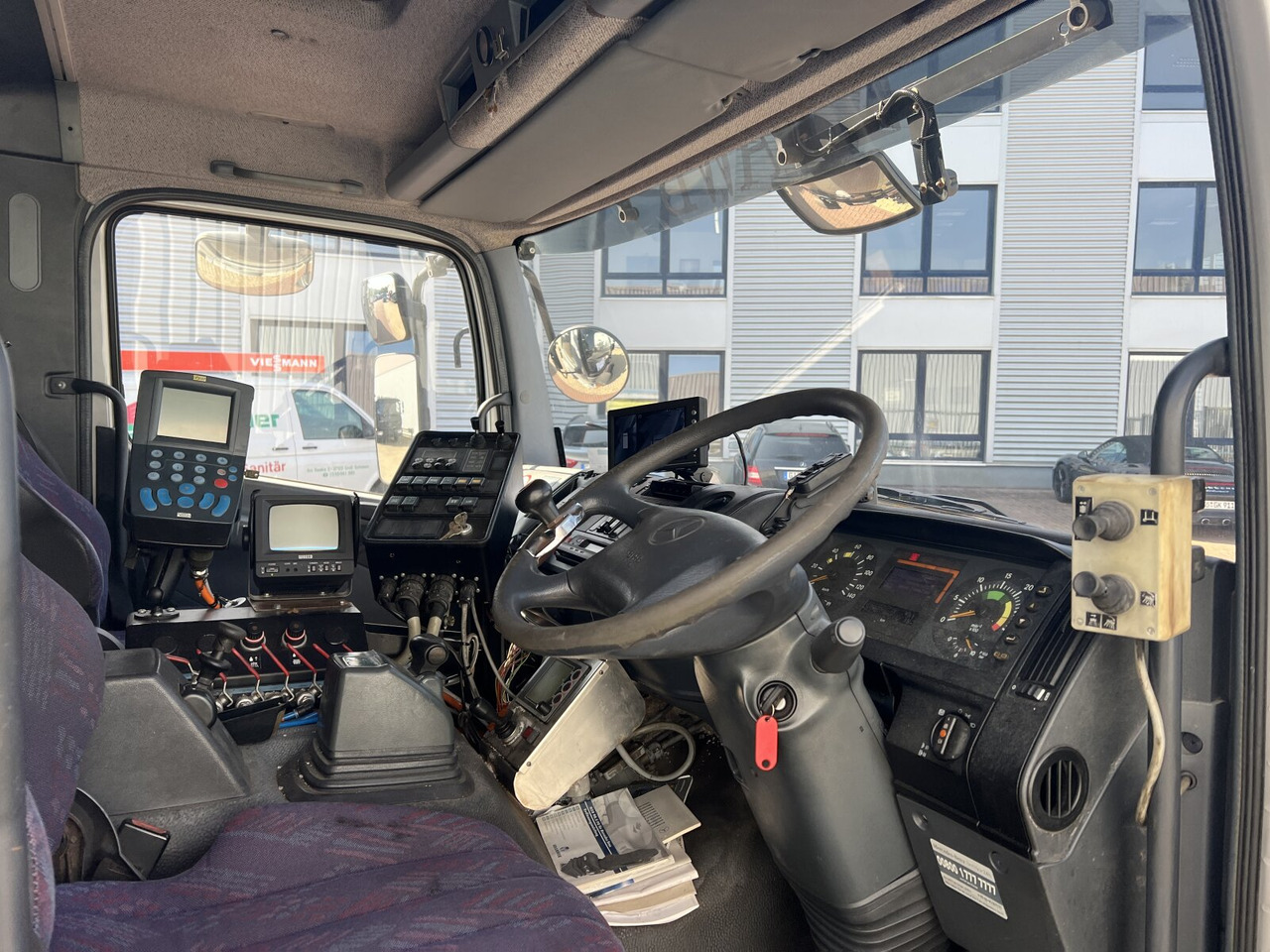 Mercedes-Benz Atego 1828 L 4x2 Atego 1828 L 4x2, Rechtslenker, Winterdienstaustattung - Lastbil chassis: billede 5 Mercedes-Benz Atego 1828 L 4x2 Atego 1828 L 4x2, Rechtslenker, Winterdienstaustattung - Lastbil chassis: billede 5