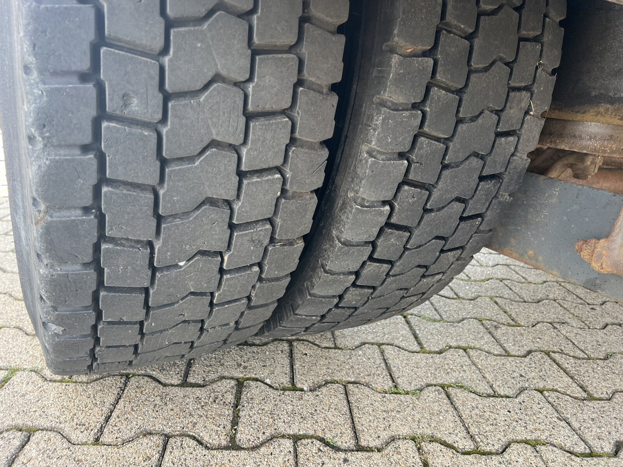 Mercedes-Benz Atego 1828 L 4x2 Atego 1828 L 4x2,Rechtslenker, Winterdienstplatte - Lastbil chassis: billede 2 Mercedes-Benz Atego 1828 L 4x2 Atego 1828 L 4x2,Rechtslenker, Winterdienstplatte - Lastbil chassis: billede 2