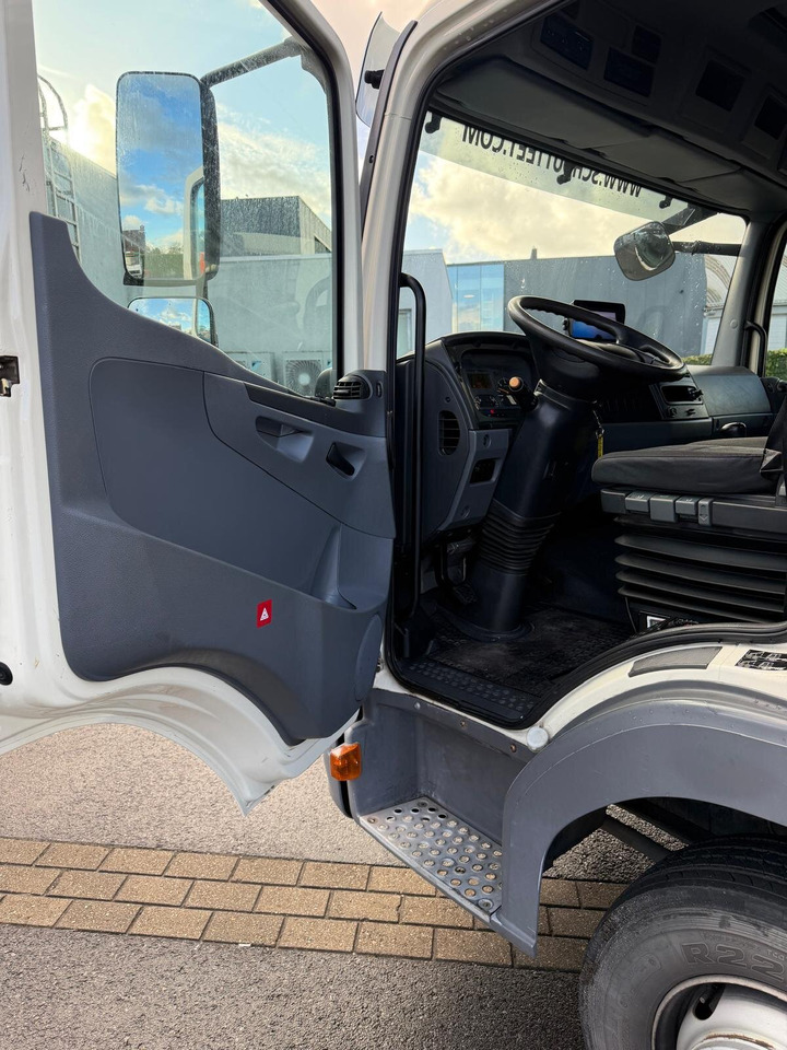 Mercedes-Benz Atego 816 4 x 2 - Lastbil med lad: billede 2 Mercedes-Benz Atego 816 4 x 2 - Lastbil med lad: billede 2