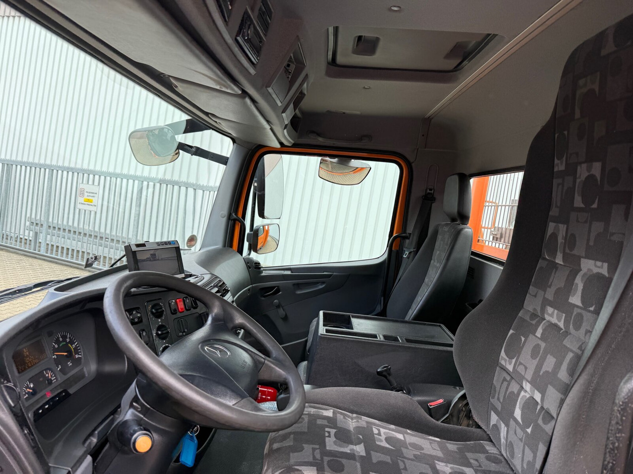 Mercedes-Benz Atego 818 4x2 Atego 818 4x2 mit LBW BÄR - Lastbil med lad: billede 4 Mercedes-Benz Atego 818 4x2 Atego 818 4x2 mit LBW BÄR - Lastbil med lad: billede 4