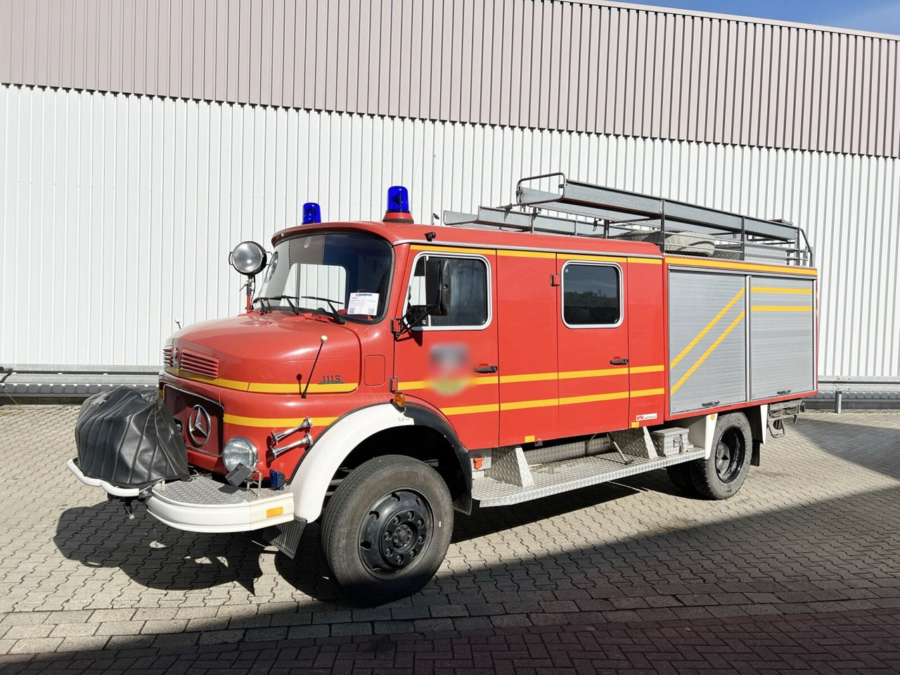 Mercedes-Benz LAF 1113 B 4x4 Doka LAF 1113 B 4x4 Doka, LF 16 TS - Brandbil: billede 1 Mercedes-Benz LAF 1113 B 4x4 Doka LAF 1113 B 4x4 Doka, LF 16 TS - Brandbil: billede 1
