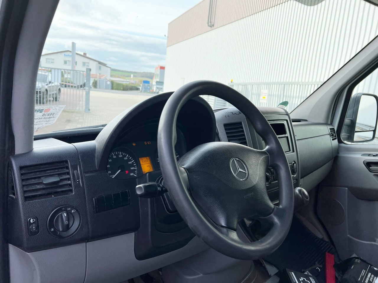 Mercedes-Benz Sprinter 313 CDI 4x2 Sprinter 313 CDI 4x2, 5x Vorhanden! - Varebil med kasse: billede 2 Mercedes-Benz Sprinter 313 CDI 4x2 Sprinter 313 CDI 4x2, 5x Vorhanden! - Varebil med kasse: billede 2