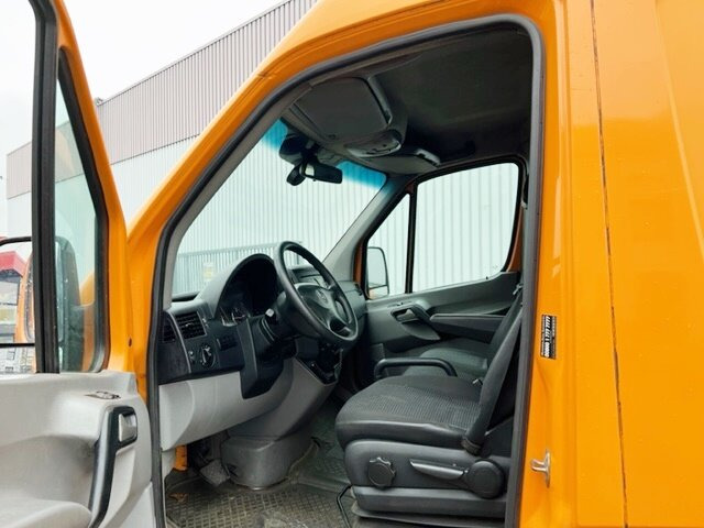 Mercedes-Benz Sprinter 515 CDI 4x2 Sprinter 515 CDI 4x2 - Varevogn: billede 2 Mercedes-Benz Sprinter 515 CDI 4x2 Sprinter 515 CDI 4x2 - Varevogn: billede 2