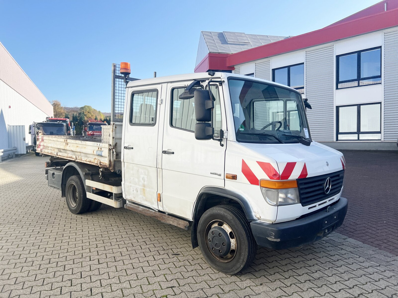 Mercedes-Benz Vario 816 D 4x2 Doka Vario 816 D 4x2 Doka, 2x AHK, Meiller Kipper - Tipvogn lastbil: billede 2 Mercedes-Benz Vario 816 D 4x2 Doka Vario 816 D 4x2 Doka, 2x AHK, Meiller Kipper - Tipvogn lastbil: billede 2
