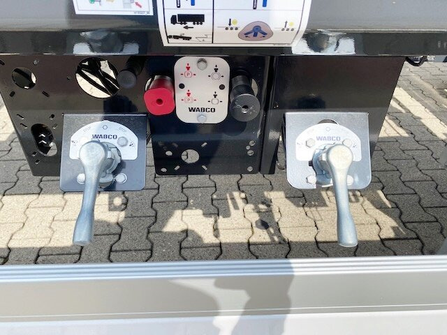 PS2P70B PS2P70B Abrollanhänger bis 7,25 m Behälter - Kroghejsvogn/ Skip loader anhænger: billede 2 PS2P70B PS2P70B Abrollanhänger bis 7,25 m Behälter - Kroghejsvogn/ Skip loader anhænger: billede 2