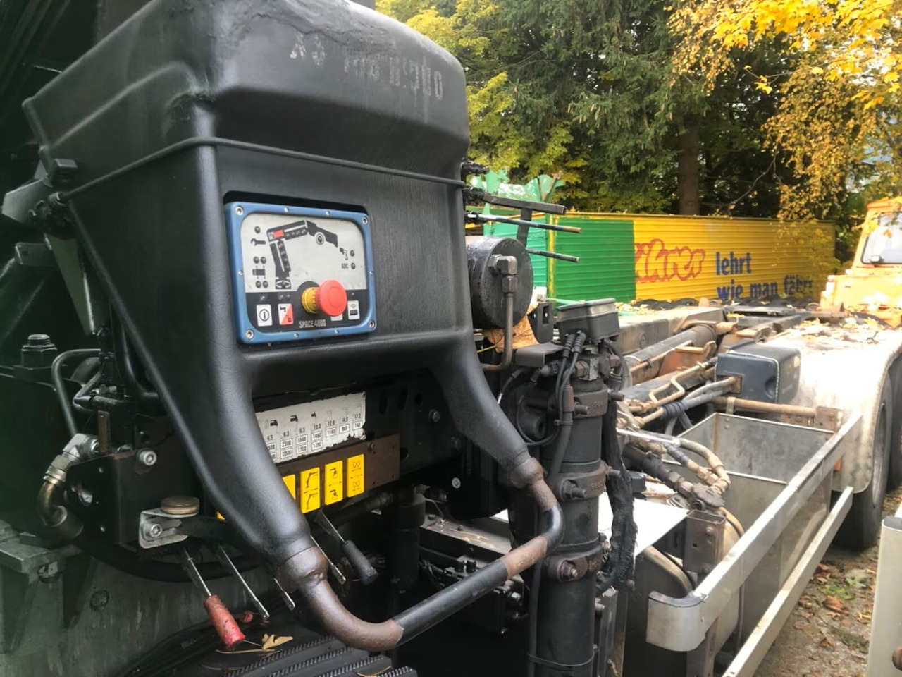 Lastbil kroghejs, Lastbil med kran Scania Scania G 480/6x2-4 Scania G 480/6x2-4, Lenk-Liftachse, Hiab Kran Funk 166 HD-3, Abroller XR 18 S 59: billede 6 Lastbil kroghejs, Lastbil med kran Scania Scania G 480/6x2-4 Scania G 480/6x2-4, Lenk-Liftachse, Hiab Kran Funk 166 HD-3, Abroller XR 18 S 59: billede 6