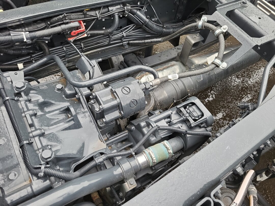 T-Way AT410T51 8x4 T-Way AT410T51 8x4, Retarder, Nebenantrieb, 4x VORHANDEN! - Lastbil chassis: billede 4 T-Way AT410T51 8x4 T-Way AT410T51 8x4, Retarder, Nebenantrieb, 4x VORHANDEN! - Lastbil chassis: billede 4