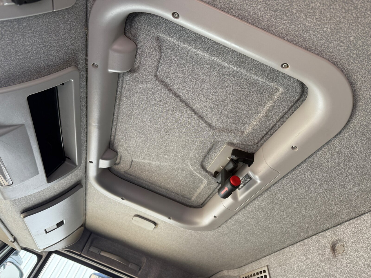 Lastbil kroghejs Trakker AD260T41/P 6x4 Trakker AD260T41/P 6x4, EEV, VDL S-21-5200: billede 7 Lastbil kroghejs Trakker AD260T41/P 6x4 Trakker AD260T41/P 6x4, EEV, VDL S-21-5200: billede 7