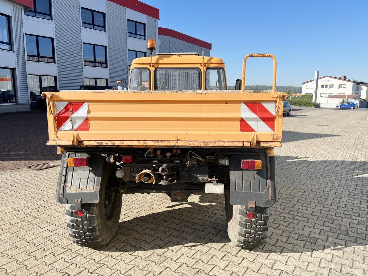 Leje en Unimog U84 406 4x4 U84 406 4x4, Kommunalhydraulik, Zapfwelle vorn & hinten, EX-Kommune Unimog U84 406 4x4 U84 406 4x4, Kommunalhydraulik, Zapfwelle vorn & hinten, EX-Kommune: billede 9 Leje en Unimog U84 406 4x4 U84 406 4x4, Kommunalhydraulik, Zapfwelle vorn & hinten, EX-Kommune Unimog U84 406 4x4 U84 406 4x4, Kommunalhydraulik, Zapfwelle vorn & hinten, EX-Kommune: billede 9