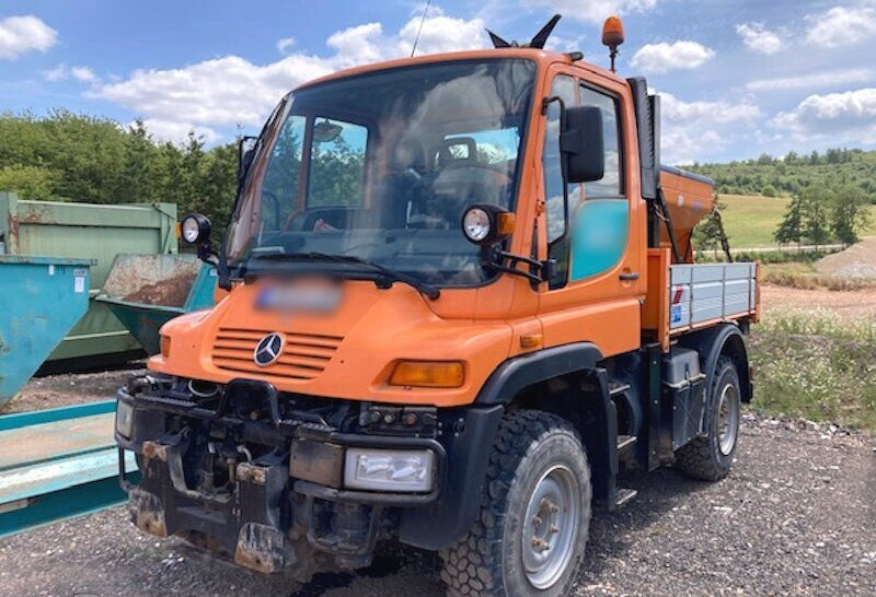 Unimog U300 405/10 4x4 U300 405/10 4x4, Kommunalhydraulik, Frontzapfwelle, Kipper - Varebil: billede 1 Unimog U300 405/10 4x4 U300 405/10 4x4, Kommunalhydraulik, Frontzapfwelle, Kipper - Varebil: billede 1