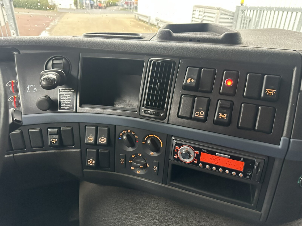 Volvo FM 400 6x4 R FM 400/6x4 R, VDL S-21-6200 bis 7m Container - Lastbil kroghejs: billede 5 Volvo FM 400 6x4 R FM 400/6x4 R, VDL S-21-6200 bis 7m Container - Lastbil kroghejs: billede 5