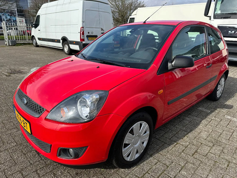 Ford Fiesta TDCi 1.4 + AIRCO + CARPLAY + REAR CAMERA + 194.511 KM - Hatchback: billede 1 Ford Fiesta TDCi 1.4 + AIRCO + CARPLAY + REAR CAMERA + 194.511 KM - Hatchback: billede 1