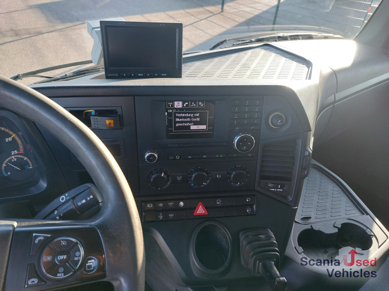 MERCEDES-BENZ Arocs 4142K Abroll Kipper HIAB XR26S51 / AP-Achsen - Tipvogn lastbil: billede 4 MERCEDES-BENZ Arocs 4142K Abroll Kipper HIAB XR26S51 / AP-Achsen - Tipvogn lastbil: billede 4