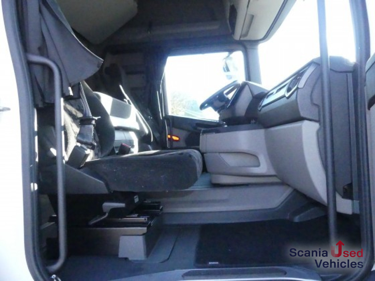 SCANIA R 460 A4x2NA Kipphydraulik New Dashboard - Trækker: billede 3 SCANIA R 460 A4x2NA Kipphydraulik New Dashboard - Trækker: billede 3