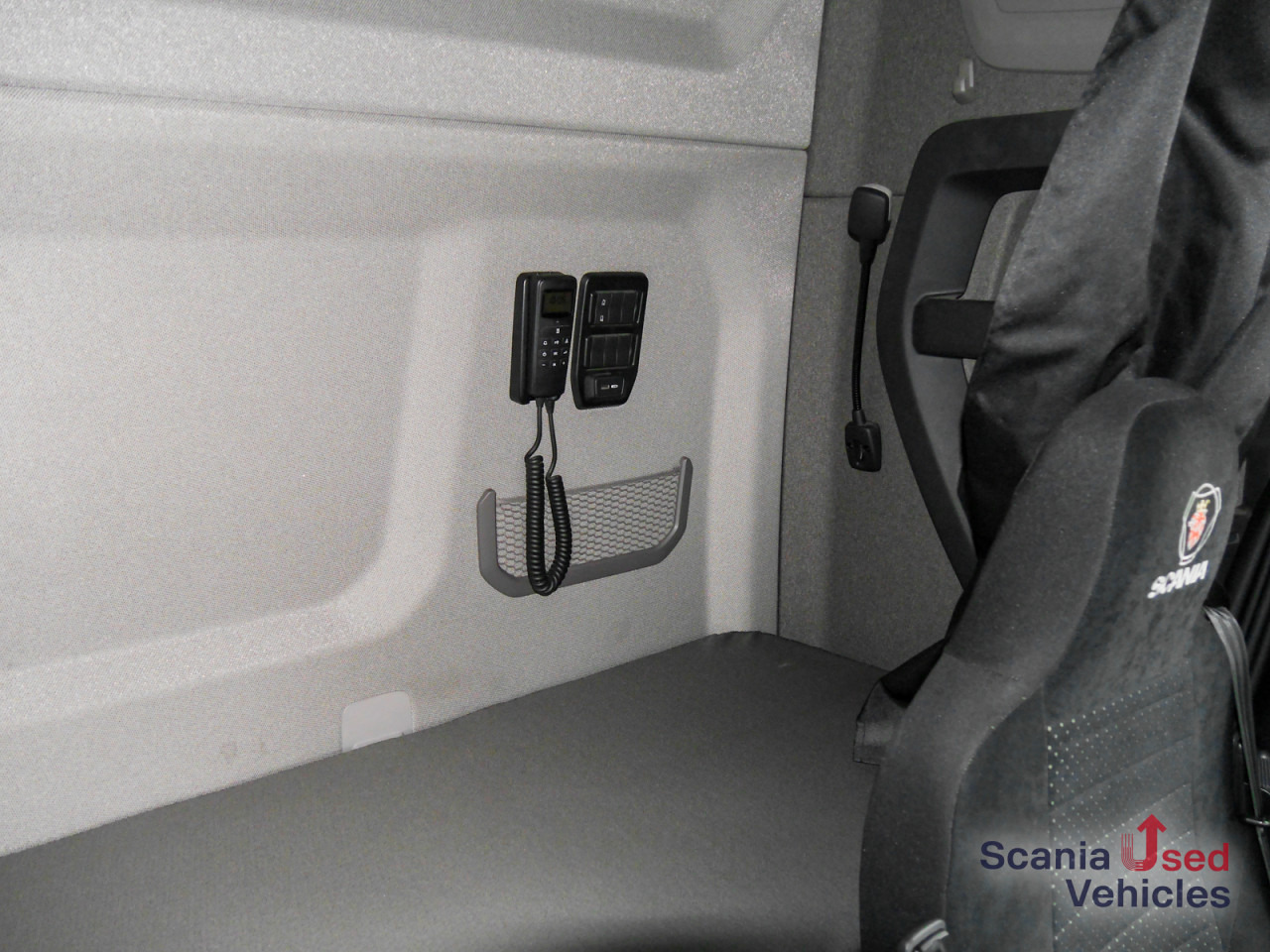 SCANIA R 410 B6x2*4NB - Pritsche / Plane / LBW - - Lastbil med presenning: billede 3 SCANIA R 410 B6x2*4NB - Pritsche / Plane / LBW - - Lastbil med presenning: billede 3