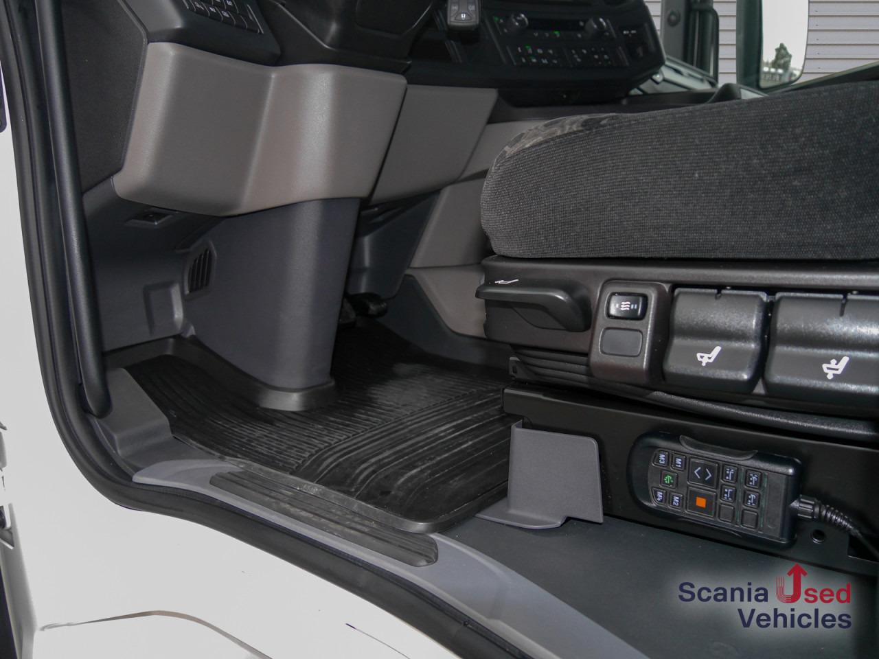 SCANIA R 460 A4x2NA - SUPER - - Trækker: billede 3 SCANIA R 460 A4x2NA - SUPER - - Trækker: billede 3