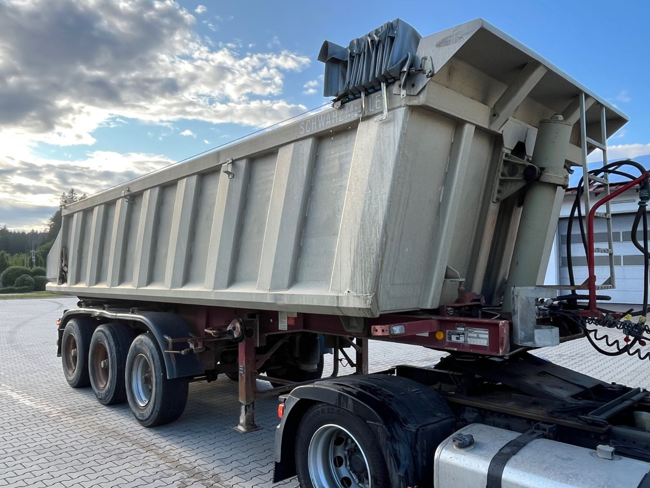 Schwarzmüller 3 Achs Alu Kippmulde Trommelbremse - Tipvogn sættevogn: billede 1 Schwarzmüller 3 Achs Alu Kippmulde Trommelbremse - Tipvogn sættevogn: billede 1