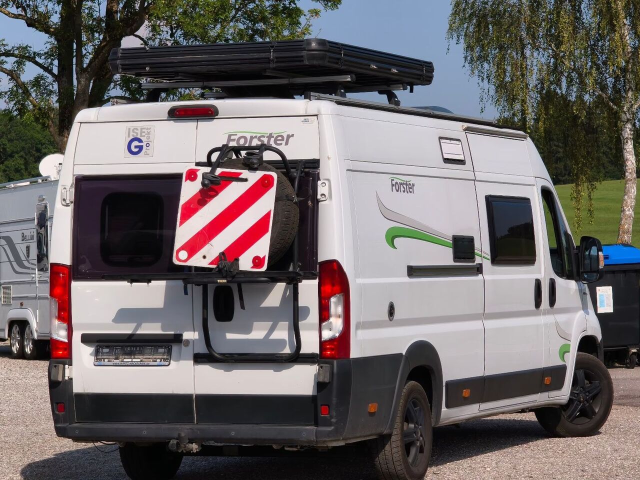 Forster 636, Längsbetten, mit Dachzelt, Solar, Lithium - Camper van: billede 3 Forster 636, Längsbetten, mit Dachzelt, Solar, Lithium - Camper van: billede 3