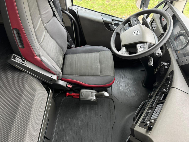 Trækker Volvo FH 420 / I-Shift / 2 Tanks / Euro 6 / NL- Truck: billede 8 Trækker Volvo FH 420 / I-Shift / 2 Tanks / Euro 6 / NL- Truck: billede 8