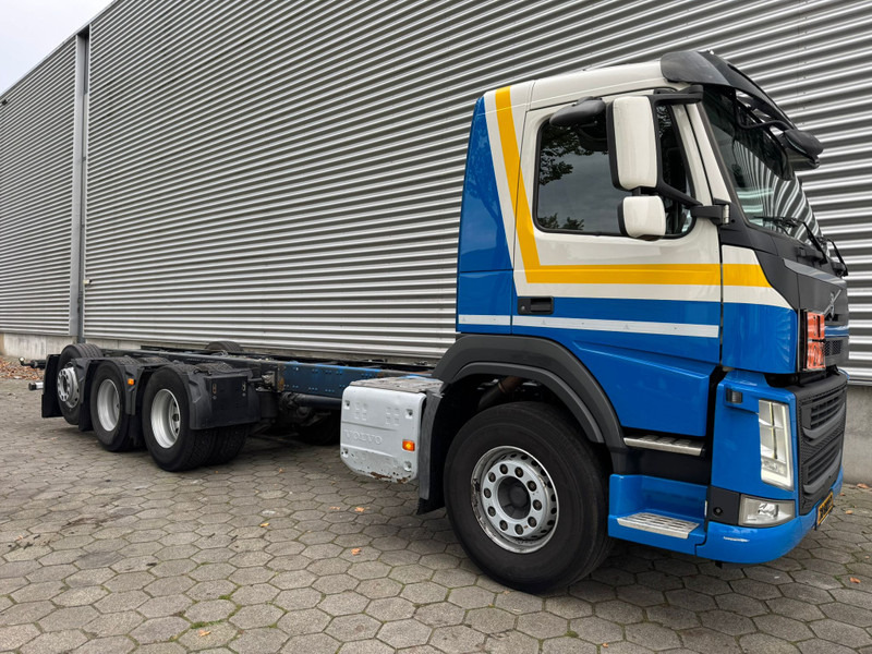 Volvo FM 410 / 8X4 / I-Shift / ADR / Tridem / TUV: 6-2026 / NL Truck - Lastbil chassis: billede 2 Volvo FM 410 / 8X4 / I-Shift / ADR / Tridem / TUV: 6-2026 / NL Truck - Lastbil chassis: billede 2