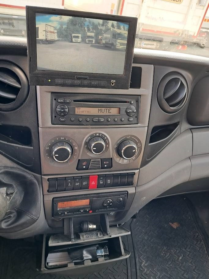 Iveco Daily 70 C17 Doppel 3.0 - Lastbil med lad: billede 3 Iveco Daily 70 C17 Doppel 3.0 - Lastbil med lad: billede 3