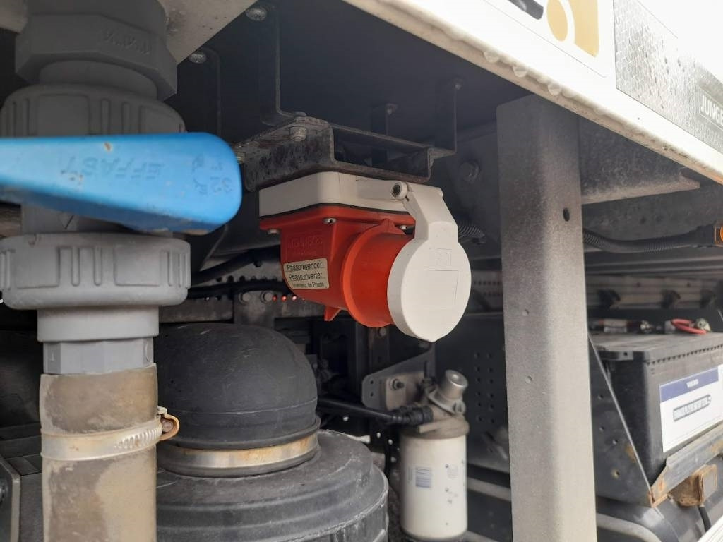 Volvo FL 210 - Kølevogn lastbil: billede 3 Volvo FL 210 - Kølevogn lastbil: billede 3