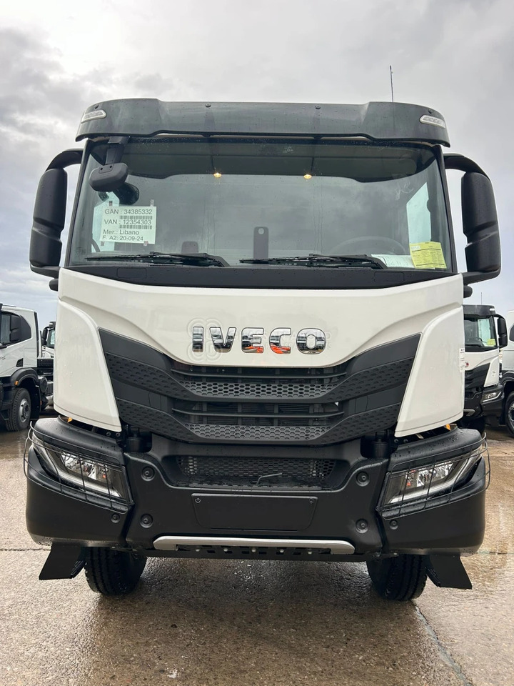 Iveco T-WAY AT380T43H 6x4 R20 Tyres Chassis - Barcelona Stock - Lastbil chassis: billede 1 Iveco T-WAY AT380T43H 6x4 R20 Tyres Chassis - Barcelona Stock - Lastbil chassis: billede 1