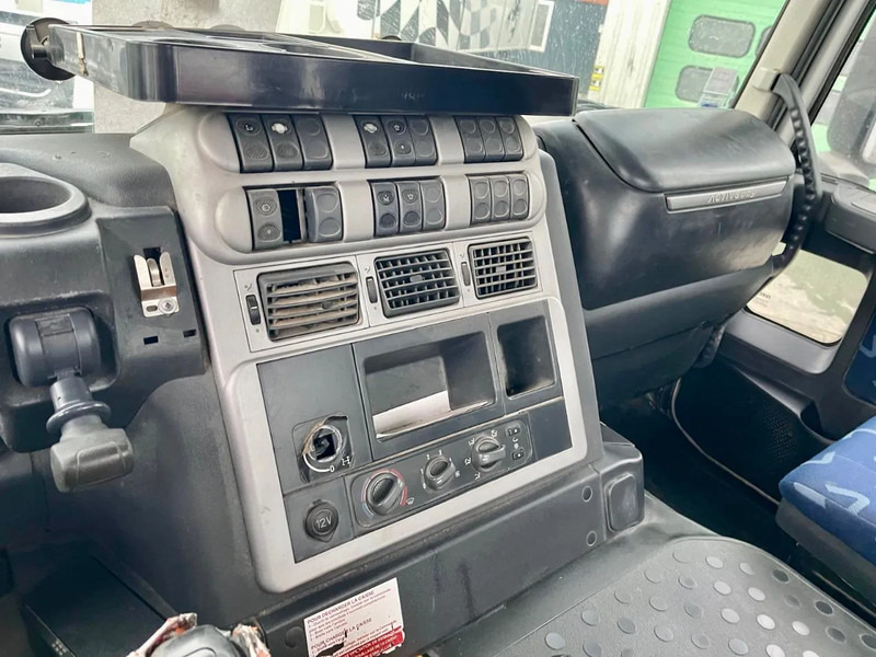 Lastbil med kran Iveco Stralis 360 6x2 Manual gearbox: billede 12 Lastbil med kran Iveco Stralis 360 6x2 Manual gearbox: billede 12