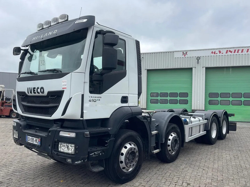 Iveco Trakker 410 PTO RETARDER, 8x4 , 442000 km! - Lastbil chassis: billede 1 Iveco Trakker 410 PTO RETARDER, 8x4 , 442000 km! - Lastbil chassis: billede 1