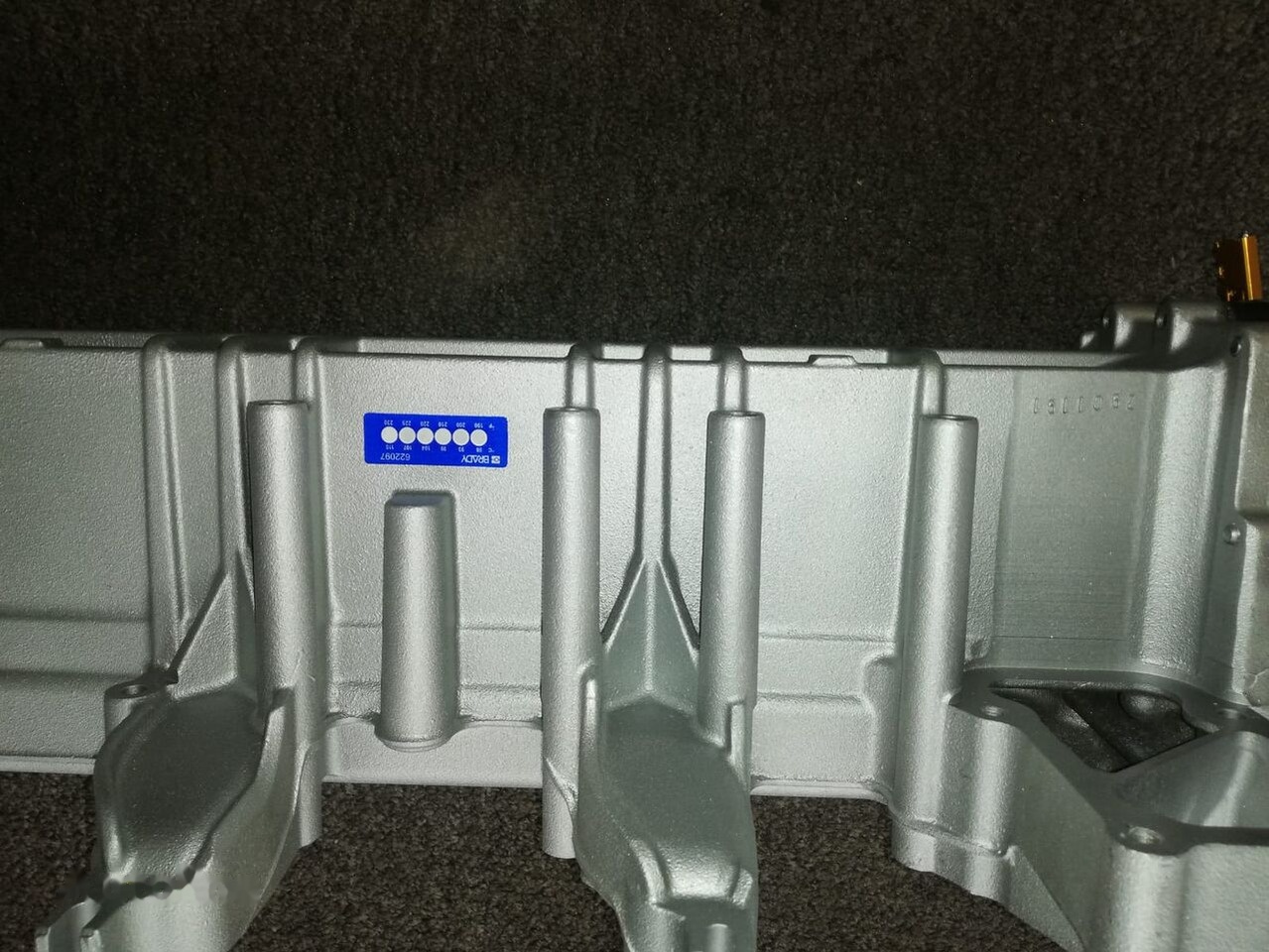 Mercedes-Benz EGR COOLER 4711404875 / 9361421679 / 4711421909 / 4711421809 / 4 Mercedes-Benz ACTROS MP4 truck - Motor og reservedele for Lastbil: billede 2 Mercedes-Benz EGR COOLER 4711404875 / 9361421679 / 4711421909 / 4711421809 / 4 Mercedes-Benz ACTROS MP4 truck - Motor og reservedele for Lastbil: billede 2