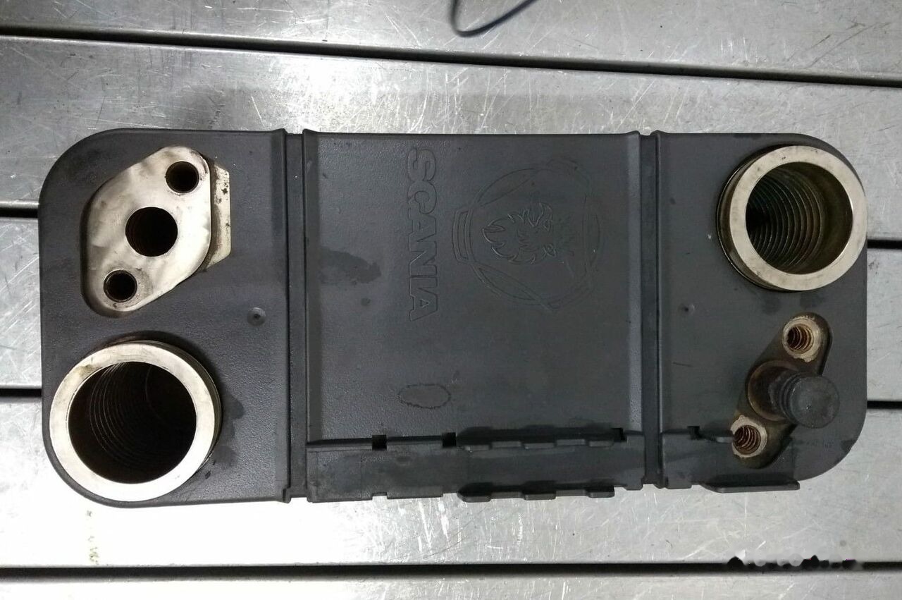 Scania RETARDER , OLD AND NEW TYPE 1804210, 2155059 - Oliekøler for Lastbil: billede 3 Scania RETARDER , OLD AND NEW TYPE 1804210, 2155059 - Oliekøler for Lastbil: billede 3