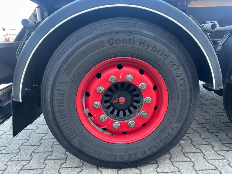 Leje en Burg 20FT / 20FT SWAP ADR (EX/II, EX/III, FL, AT) Chassis, 3.690kg, SAF INTRADISC, 2x Liftaxle, NL-chassis Burg 20FT / 20FT SWAP ADR (EX/II, EX/III, FL, AT) Chassis, 3.690kg, SAF INTRADISC, 2x Liftaxle, NL-chassis: billede 17 Leje en Burg 20FT / 20FT SWAP ADR (EX/II, EX/III, FL, AT) Chassis, 3.690kg, SAF INTRADISC, 2x Liftaxle, NL-chassis Burg 20FT / 20FT SWAP ADR (EX/II, EX/III, FL, AT) Chassis, 3.690kg, SAF INTRADISC, 2x Liftaxle, NL-chassis: billede 17