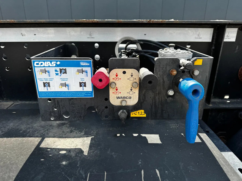 Leje en LAG 20FT, 3.540kg, BPW, ADR (EXII, EXII, FL, AT), NL, APK/ADR: 01/2026, very good tyres LAG 20FT, 3.540kg, BPW, ADR (EXII, EXII, FL, AT), NL, APK/ADR: 01/2026, very good tyres: billede 18 Leje en LAG 20FT, 3.540kg, BPW, ADR (EXII, EXII, FL, AT), NL, APK/ADR: 01/2026, very good tyres LAG 20FT, 3.540kg, BPW, ADR (EXII, EXII, FL, AT), NL, APK/ADR: 01/2026, very good tyres: billede 18