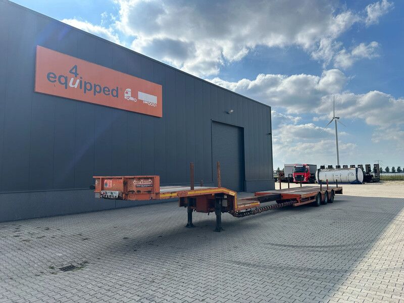 Nooteboom E2190/27 OSD-48-03 V/L LOWLOADER / 580CM EXTENDABLE / SELF STEERED / SAF - Nedbygget platform sættevogn: billede 1 Nooteboom E2190/27 OSD-48-03 V/L LOWLOADER / 580CM EXTENDABLE / SELF STEERED / SAF - Nedbygget platform sættevogn: billede 1