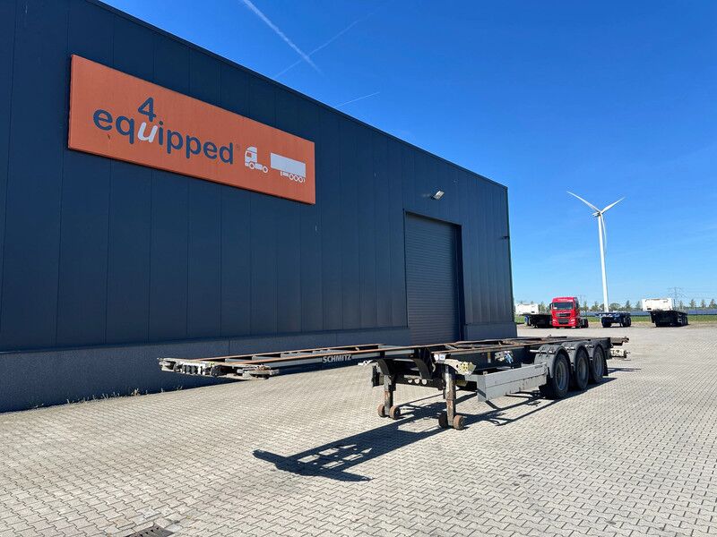 Schmitz Cargobull 45FT HC / Leergewicht: 4.240kg / BPW + Trommel / NL-Chassis - Containerbil/ Veksellad sættevogn: billede 1 Schmitz Cargobull 45FT HC / Leergewicht: 4.240kg / BPW + Trommel / NL-Chassis - Containerbil/ Veksellad sættevogn: billede 1