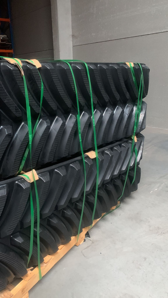 Rubber track for Challenger MT800 and FENDT MT1100 30" and 36" - Larvebånd for Landbrugsmaskine: billede 3 Rubber track for Challenger MT800 and FENDT MT1100 30" and 36" - Larvebånd for Landbrugsmaskine: billede 3