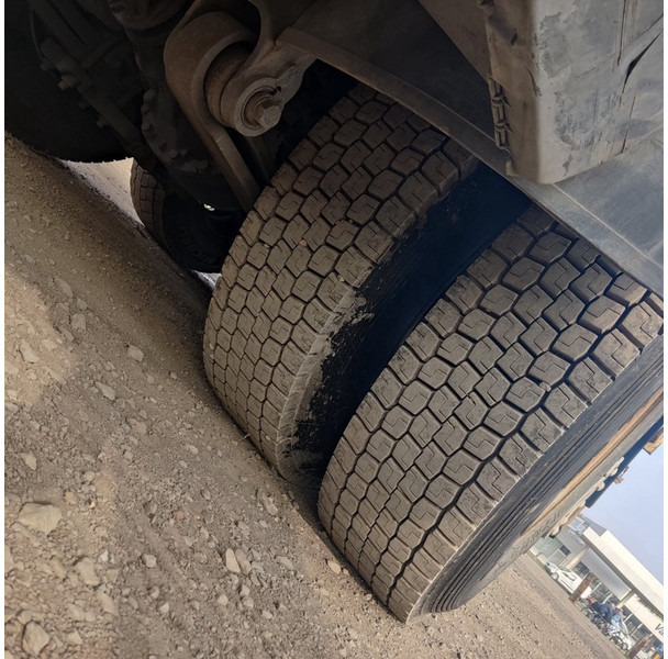 Lastbil med lad Renault Premium-380: billede 12 Lastbil med lad Renault Premium-380: billede 12