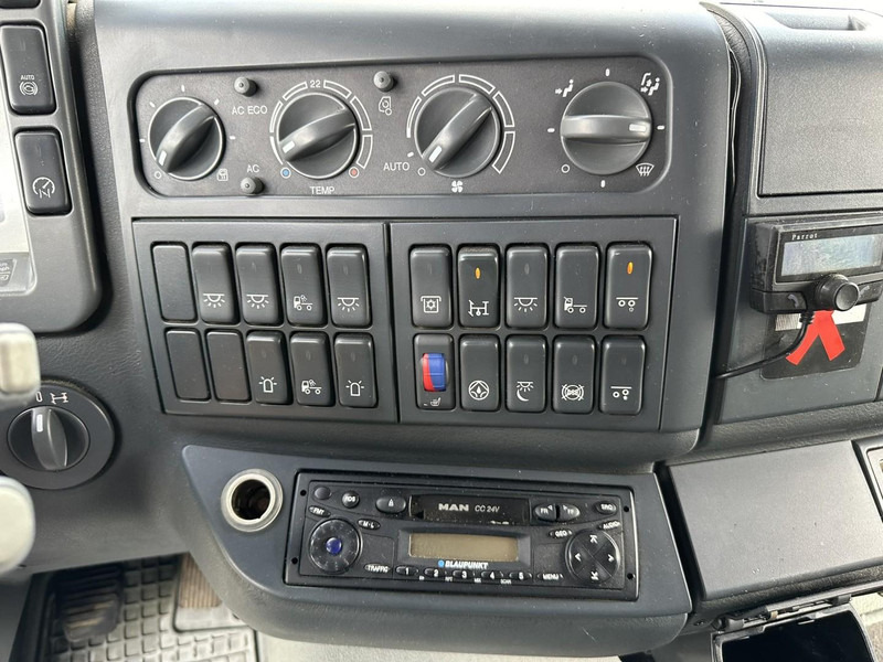 Lastbil med lad, Lastbil med kran MAN TG 360 A 6x2 + KRAN ATLAS 100.1 A3 - PLATFORM 5m80 - E3 - LIFT-AXLE - FULL AIR SUSPENSION - ZF AS TRONIC -  BE TRUCK: billede 16