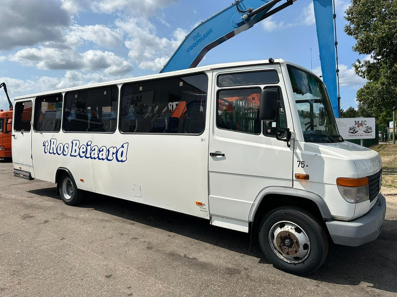 Mercedes-Benz 814 - 38 PLACES - WHEELCHAIR LIFT - ROLSTOEL LIFT - ASCENSCEUR FAUTEUIL ROULANT - MANUAL - AIR SUSPENSION - Turistbus: billede 2 Mercedes-Benz 814 - 38 PLACES - WHEELCHAIR LIFT - ROLSTOEL LIFT - ASCENSCEUR FAUTEUIL ROULANT - MANUAL - AIR SUSPENSION - Turistbus: billede 2