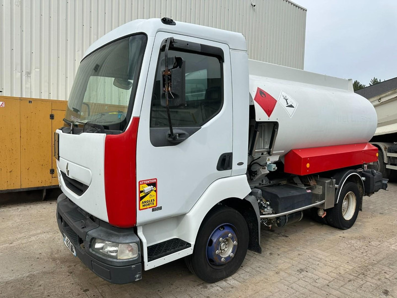 Renault MIDLUM 150 FUEL TANKER / CITERNE MAZOUT - 6500L - 3 COMPARTIMENTS - *ENGINE PROBLEM* - Tankbil: billede 1 Renault MIDLUM 150 FUEL TANKER / CITERNE MAZOUT - 6500L - 3 COMPARTIMENTS - *ENGINE PROBLEM* - Tankbil: billede 1